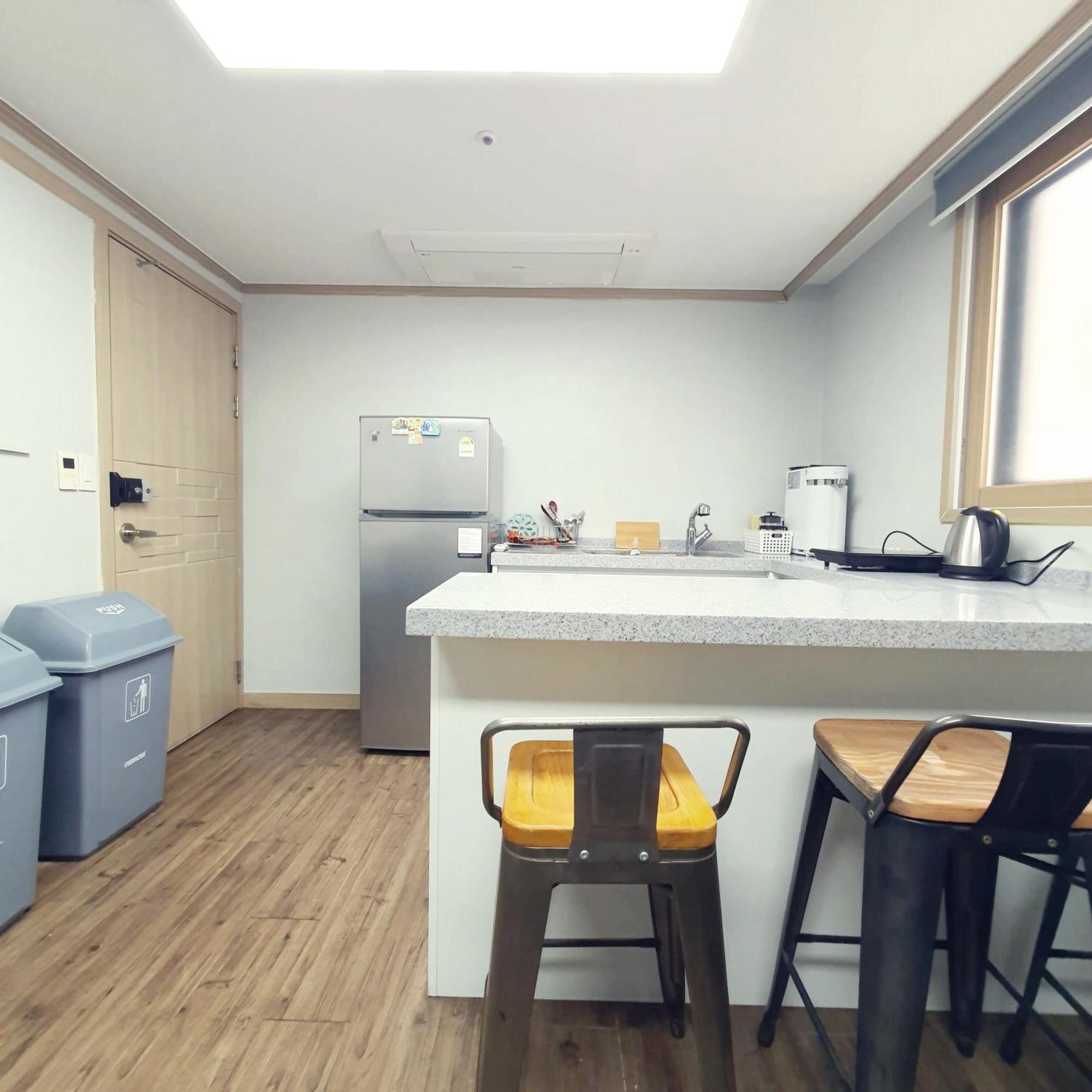 Roi Guesthouse Seoul Exterior foto